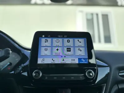 Ford Fiesta 2018 - 11990 EUR, 138000 km - AUTO.MOTO.pt - 138000km - foto 38 de 48