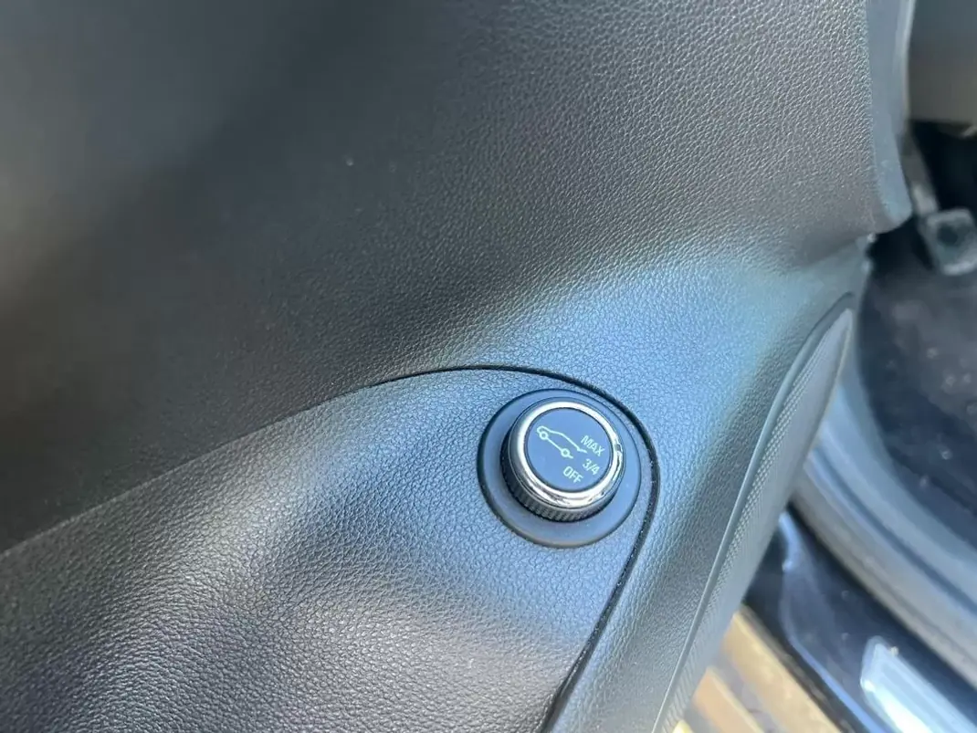 Opel Astra Sports Tourer 2018 - 12984 EUR, 97000 km - AUTO.MOTO.pt - 97000km - foto 10 de 26