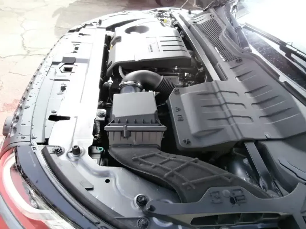 Land Rover Range Rover Evoque 2019 - 25500 EUR, 158956 km - AUTO.MOTO.pt - 158956km - foto 33 de 33