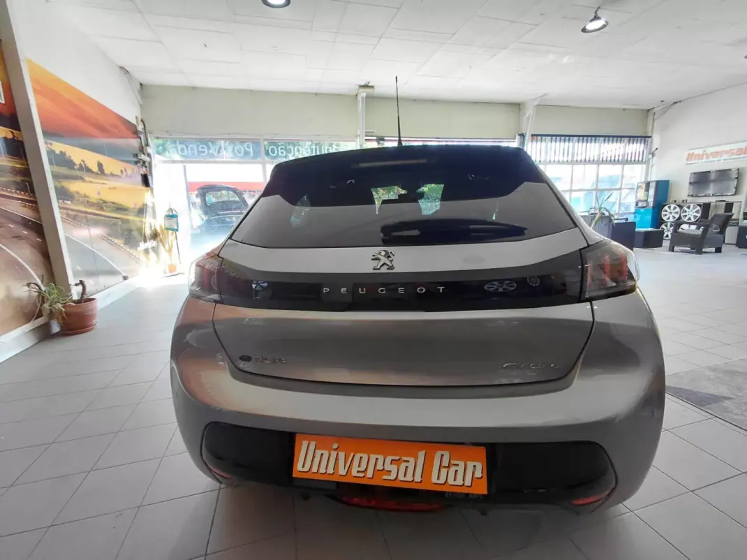 Peugeot e-208 2020 - 17900 EUR, 119000 km - 119000km - foto 4 de 25