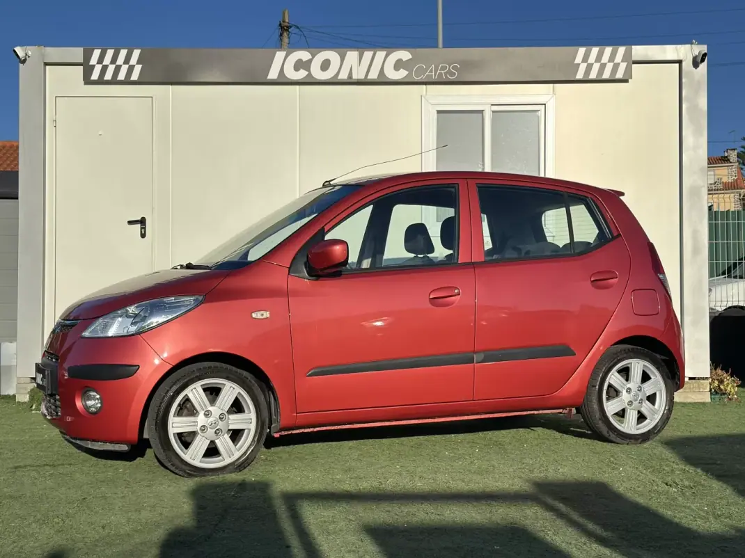 Hyundai i10 2009 - 5990 EUR, 71000 km - AUTO.MOTO.pt - 71000km - foto 1 de 25