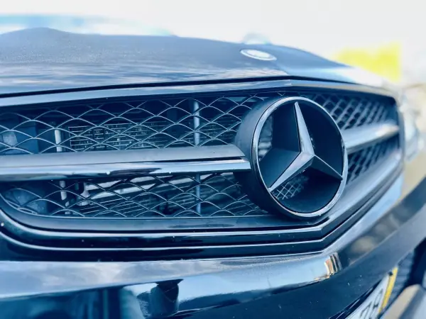 Mercedes-Benz C 63 AMG 2011 - 49900 EUR, 56000 km - AUTO.MOTO.pt - 56000km - foto 8 de 26