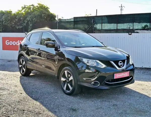 Nissan Qashqai 2016 - 16500 EUR, 146464 km - AUTO.MOTO.pt - 146464km - foto 8 de 34