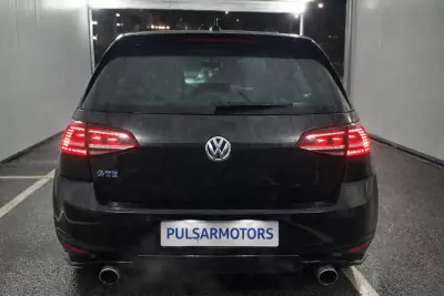 Volkswagen Golf 2016 - 17900 EUR, 146745 km - AUTO.MOTO.pt - 146745km - foto 4 de 8