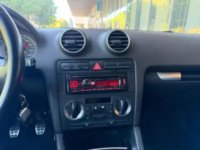 Audi A3 Sportback 2005 - 7450 EUR, 381176 km - 381176km - foto 14 de 18
