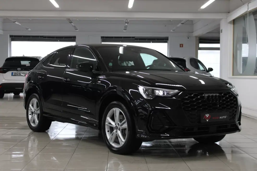 Audi Q3 Sportback 2021 - 35900 EUR, 89638 km - AUTO.MOTO.pt - 89638km - foto 1 de 18