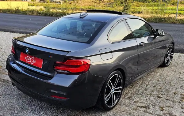 BMW 218 2018 - 26500 EUR, 115000 km - AUTO.MOTO.pt - 115000km - foto 2 de 36