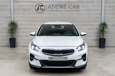 Kia XCeed 2022 - 22450 EUR, 15890 km - AUTO.MOTO.pt - 15890km - foto 3 de 51
