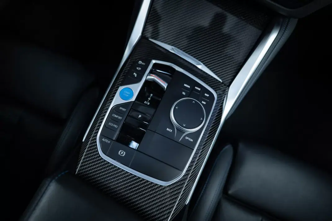 BMW i4 2023 - 43000 EUR, 33000 km - AUTO.MOTO.pt - 33000km - foto 23 de 25