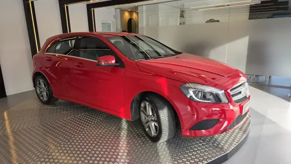 Mercedes-Benz A 160 2015 - 12900 EUR, 208637 km - AUTO.MOTO.pt - 208637km - foto 19 de 53