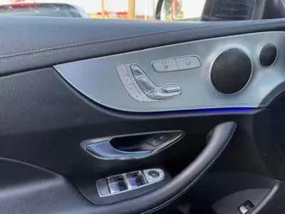 Mercedes-Benz E 220 2017 - 31950 EUR, 241000 km - AUTO.MOTO.pt - 241000km - foto 43 de 51