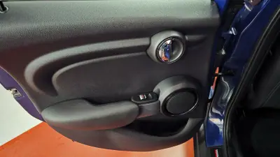 MINI One 2016 - 11850 EUR, 153106 km - AUTO.MOTO.pt - 153106km - foto 44 de 51