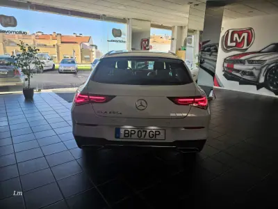 Mercedes-Benz CLA 250 2021 - 30000 EUR, 77000 km - AUTO.MOTO.pt - 77000km - foto 13 de 15