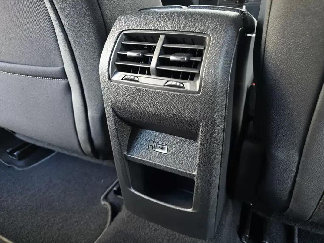 Opel Astra 2023 - 19900 EUR, 16940 km - AUTO.MOTO.pt - 16940km - foto 39 de 39