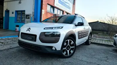 Citroën C4 Cactus 2014 - 11800 EUR, 141000 km - AUTO.MOTO.pt - 141000km - foto 7 de 18