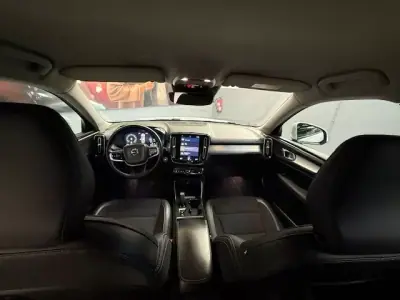 Volvo XC 40 2020 - 23900 EUR, 160000 km - AUTO.MOTO.pt - 160000km - foto 12 de 23