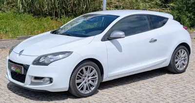 Renault Mégane Coupe 2011 - 5500 EUR, 240205 km - AUTO.MOTO.pt - 240205km - foto 2 de 23