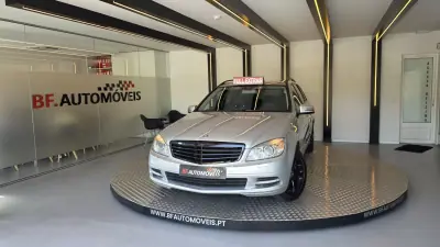 Mercedes-Benz C 220 2010 - 9900 EUR, 291040 km - AUTO.MOTO.pt - 291040km - foto 12 de 61