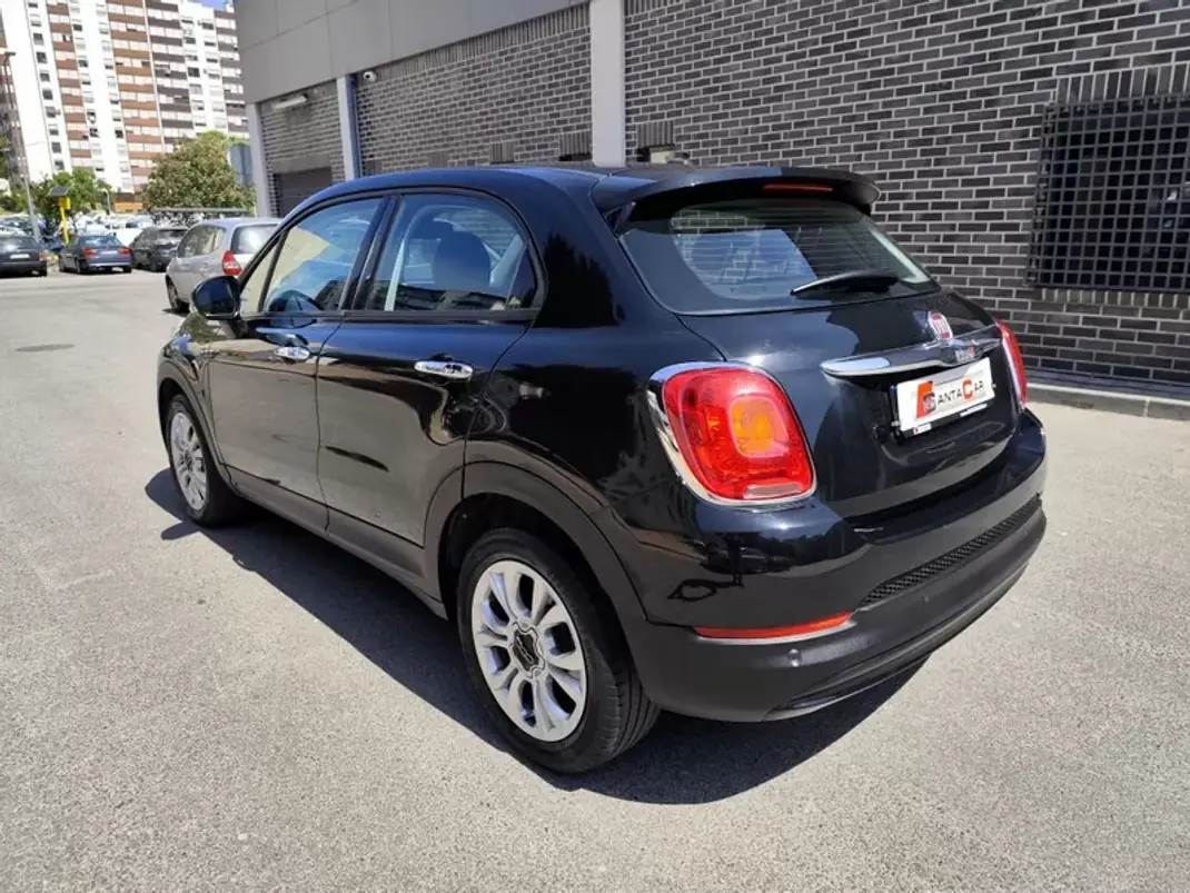Fiat 500X 2015 - 9980 EUR, 159000 km - AUTO.MOTO.pt - 159000km - foto 13 de 22
