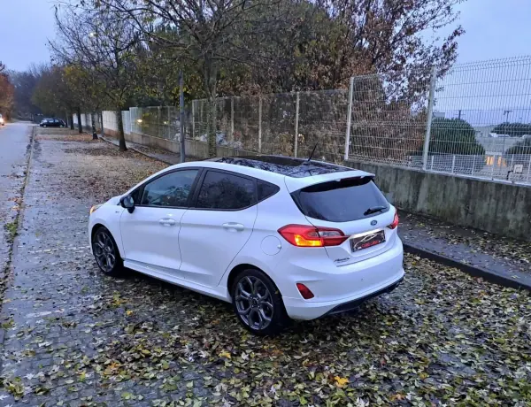 Ford Fiesta 2018 - 12990 EUR, 169000 km - AUTO.MOTO.pt - 169000km - foto 4 de 16