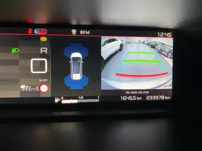Citroën C4 Spacetourer 2018 - 14950 EUR, 233900 km - AUTO.MOTO.pt - 233900km - foto 13 de 20