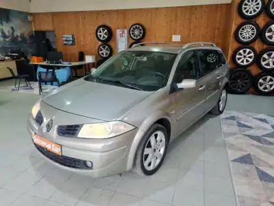 Renault Mégane Break 2007 - 5900 EUR, 187000 km - AUTO.MOTO.pt - 187000km - foto 6 de 16