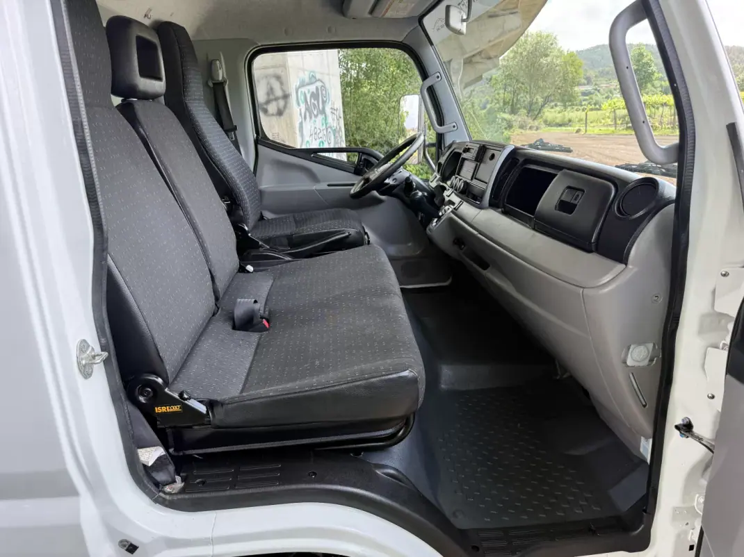Mitsubishi 2019 - 27600 EUR, 144000 km - AUTO.MOTO.pt - 144000km - foto 17 de 25