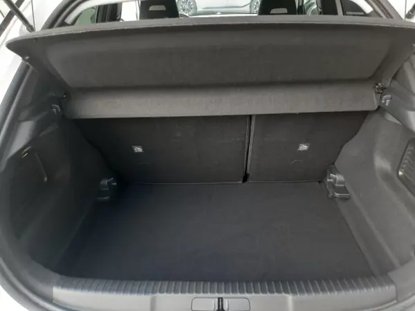 Opel Mokka 2023 - 19900 EUR, 18400 km - AUTO.MOTO.pt - 18400km - foto 30 de 31