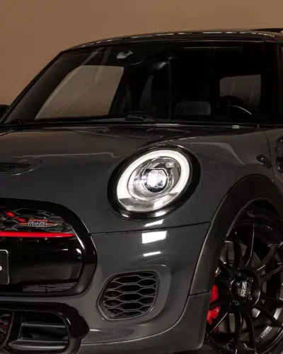 MINI 3 Portas 2017 - 27500 EUR, 93000 km - AUTO.MOTO.pt - 93000km - foto 18 de 28