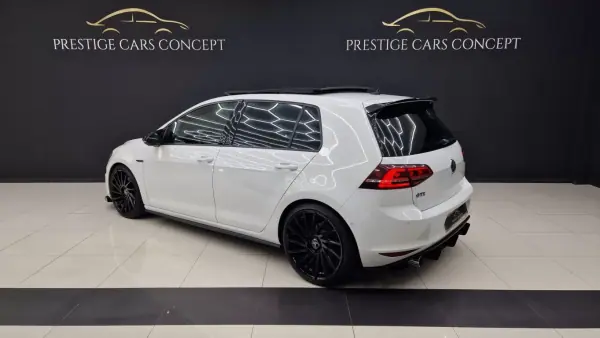 Volkswagen Golf 2015 - 19950 EUR, 168021 km - AUTO.MOTO.pt - 168021km - foto 5 de 56