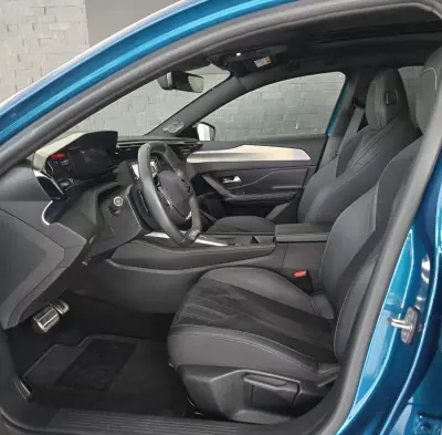 Peugeot 408 2024 - 34850 EUR, 40214 km - AUTO.MOTO.pt - 40214km - foto 18 de 32