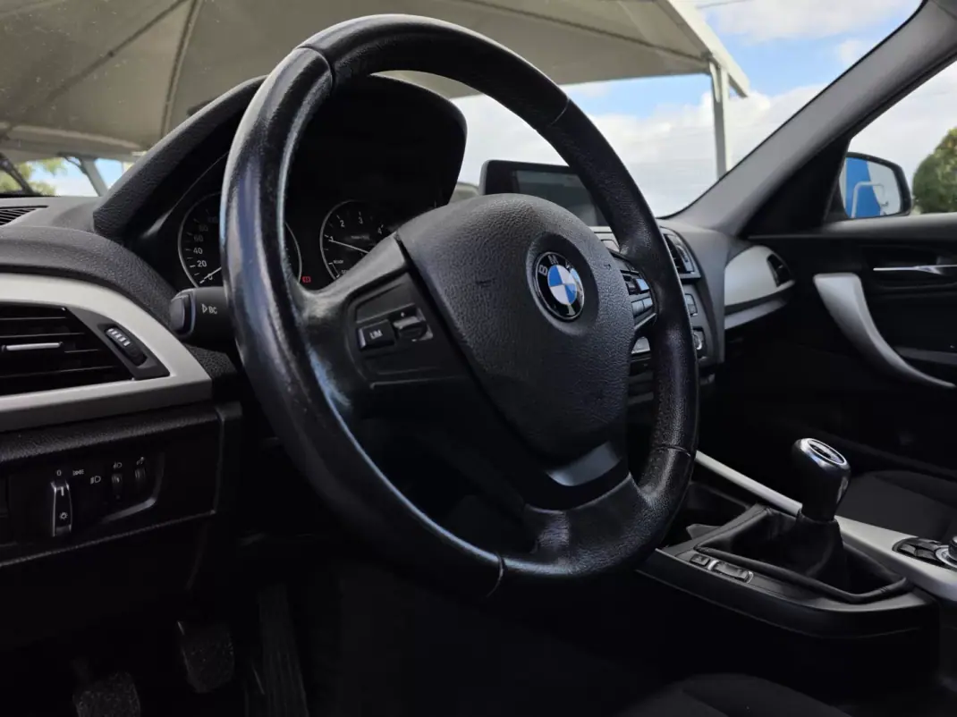 BMW 116 2014 - 11990 EUR, 180000 km - AUTO.MOTO.pt - 180000km - foto 21 de 32