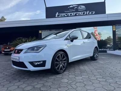 SEAT Ibiza 2014 - 11500 EUR, 93000 km - AUTO.MOTO.pt - 93000km - foto 21 de 41