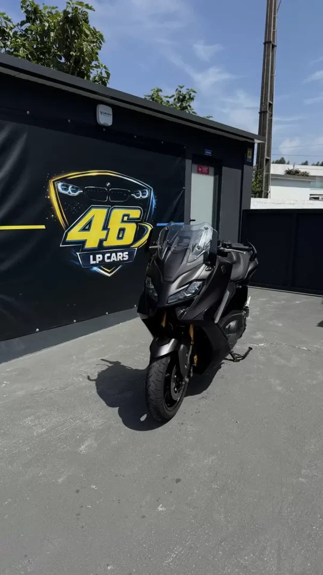 Yamaha TMAX 2024 - 14900 EUR, 5000 km - AUTO.MOTO.pt - 5000km - foto 1 de 10
