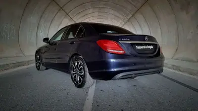 Mercedes-Benz C 220 2018 - 26800 EUR, 147000 km - AUTO.MOTO.pt - 147000km - foto 22 de 29