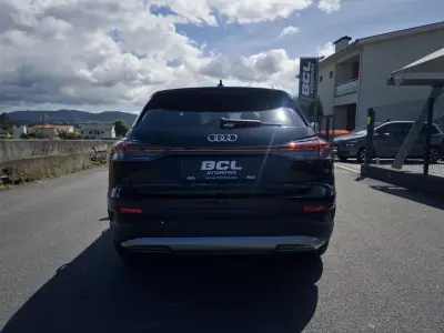 Audi Q4 e-tron 2022 - 36990 EUR, 56000 km - AUTO.MOTO.pt - 56000km - foto 6 de 63