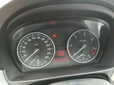 BMW 318 2010 - 8900 EUR, 360000 km - AUTO.MOTO.pt - 360000km - foto 27 de 27