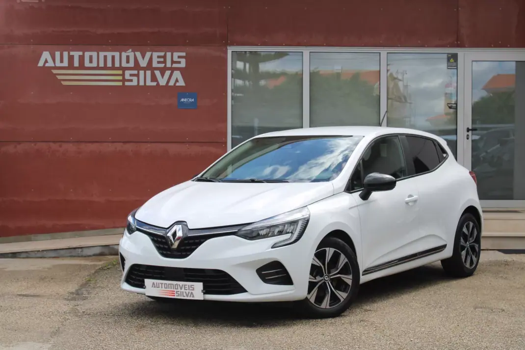 Renault Clio 2021 - 12990 EUR, 199000 km - AUTO.MOTO.pt - 199000km - foto 1 de 28