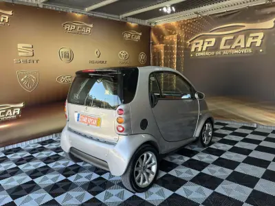 Smart Fortwo Cabrio 2004 - 4450 EUR, 220000 km - AUTO.MOTO.pt - 220000km - foto 10 de 13