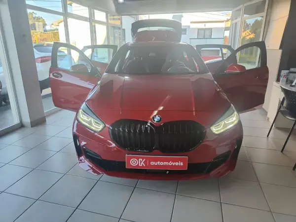 BMW 120 2020 - 27500 EUR, 113000 km - AUTO.MOTO.pt - 113000km - foto 18 de 46