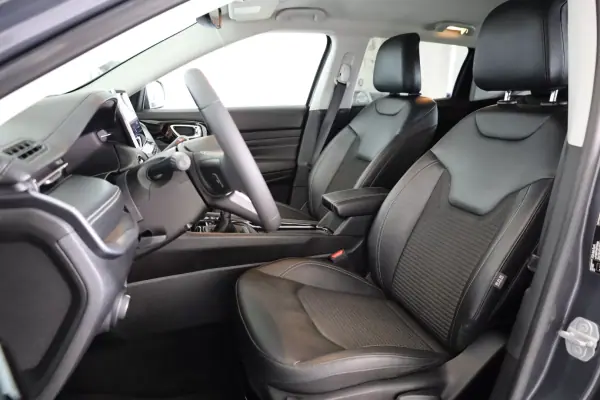 Jeep Compass 2021 - 23990 EUR, 73522 km - AUTO.MOTO.pt - 73522km - foto 25 de 41