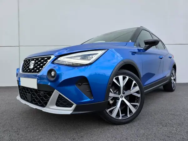 SEAT Arona 2023 - 16900 EUR, 73900 km - AUTO.MOTO.pt - 73900km - foto 2 de 37