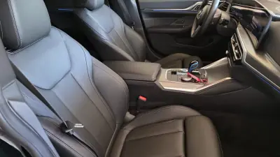 BMW i4 2022 - 38900 EUR, 61219 km - AUTO.MOTO.pt - 61219km - foto 53 de 58