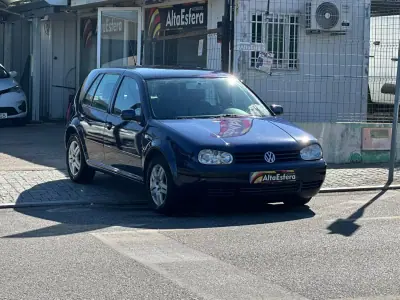 Volkswagen Golf 2000 - 4900 EUR, 199054 km - AUTO.MOTO.pt - 199054km - foto 9 de 27