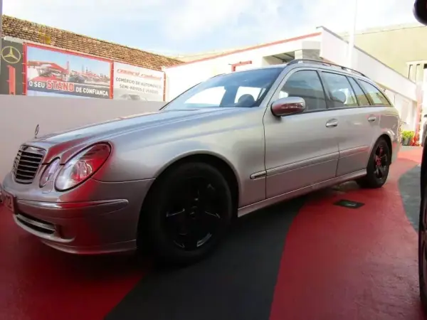 Mercedes-Benz E 270 CDi Avantgarde 2003 Diesel