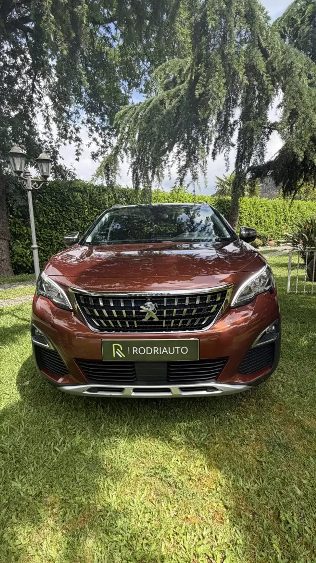 Peugeot 3008 2019 - 17990 EUR, 89000 km - AUTO.MOTO.pt - 89000km - foto 1 de 20