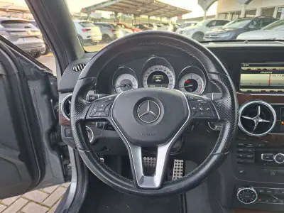 Mercedes-Benz GLK 250 2014 - 22500 EUR, 139500 km - AUTO.MOTO.pt - 139500km - foto 15 de 32