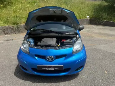 Toyota Aygo 2010 - 5490 EUR, 149000 km - AUTO.MOTO.pt - 149000km - foto 22 de 25