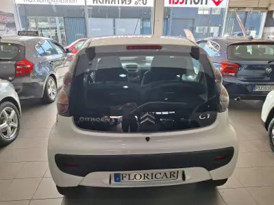Citroën C1 2010 - 4900 EUR, 110980 km - 110980km - foto 12 de 14
