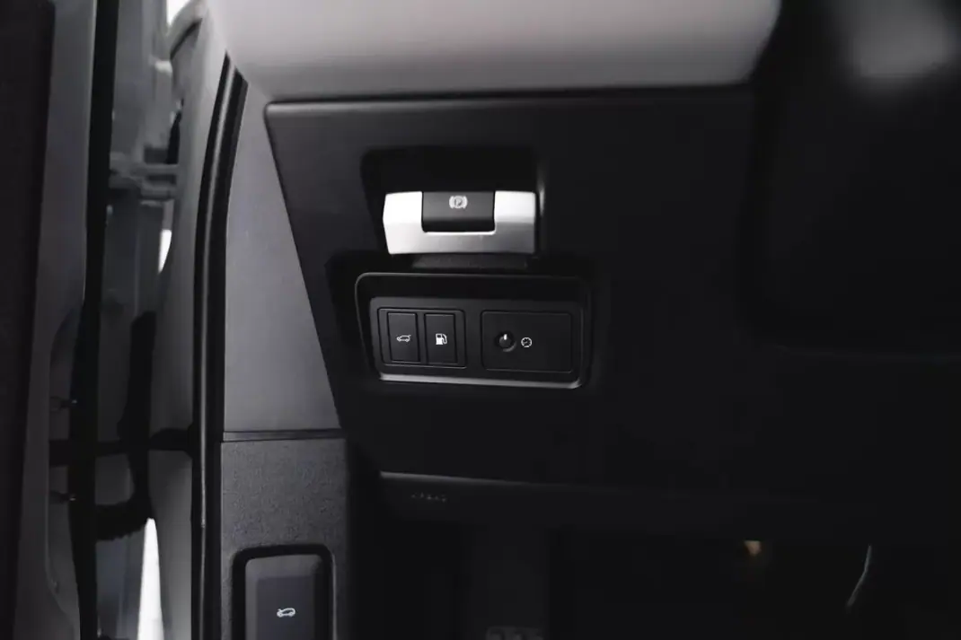 Land Rover Range Rover Evoque 2021 - 34950 EUR, 51000 km - 51000km - foto 38 de 55